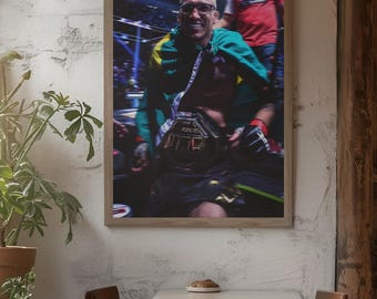 Poster di Charles Oliveira, campione UFC / Decorazione murale con cintura e bandiera del Brasile "Do Bronx" / Stampa della vittoria MMA / Decorazione per la serata di combattimento / Regalo per gli appassionati di MMA brasiliani
