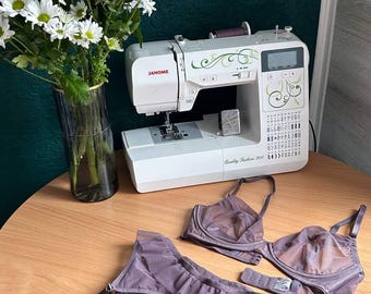 Reggiseno scollato e perizoma regolabile fatti a mano / Lingerie in rete trasparente personalizzata / taglie personalizzate o standard