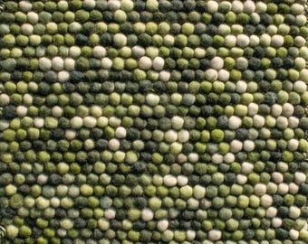 Olive Green Felt Ball Rug – Chunky Wool, Boho Home Decor