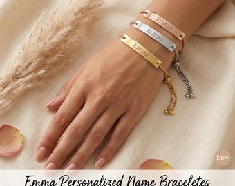 Minimales personalisiertes Initialen Armband - Benutzerdefinierter Name Graviertes verstellbares flaches Stabarmband, winziges Luxus-Buchstabe-Schmuckgeschenk