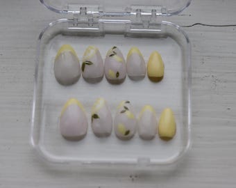 Lindas uñas con limón prensado