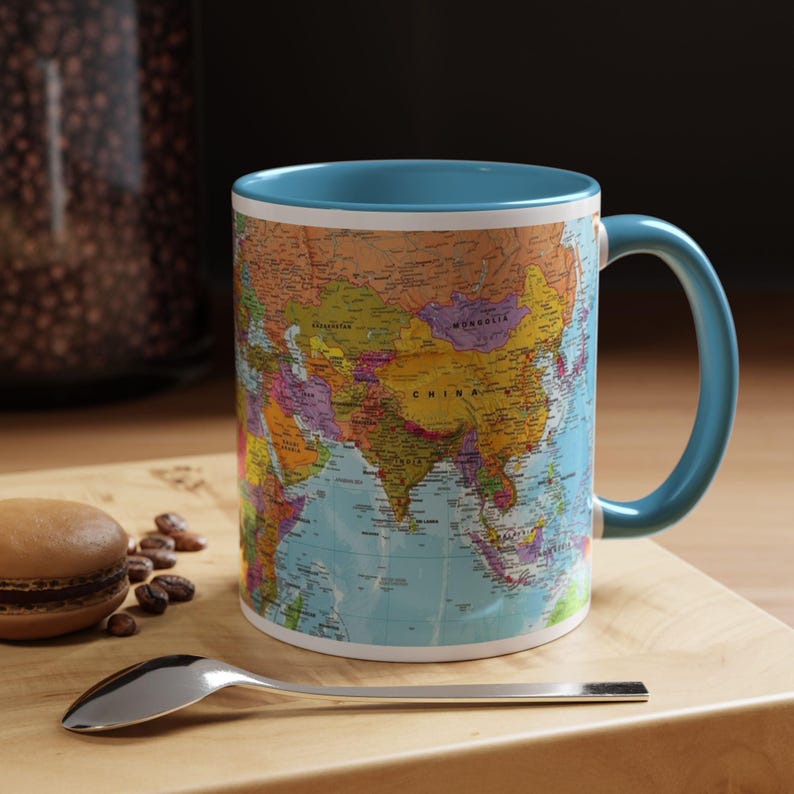 Kleurrijke mok wereldkaart, levendig geografieontwerp, 11 oz keramiek afbeelding 14