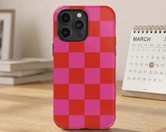 Funda para iPhone a cuadros rosa y rojo – Compatible con cargadores MagSafe, accesorio con estampado retro