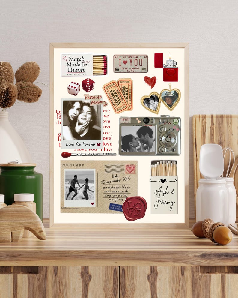 Puede incluir: Un collage enmarcado con recuerdos rom&aacute;nticos. Incluye fotos, una postal, cajas de cerillas, dados y objetos en forma de coraz&oacute;n. El texto incluye "Match Made in Heaven", "I You" y "Love You Forever."