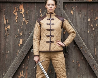 Mittelalterlicher Gambeson mit Lederbesatz | LARP Ren Faire Kostüm