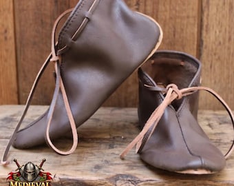Sapatos Viking de Couro Natural Feitos à Mão – Calçado Medieval para Feiras Renascentistas, LARP e Fantasias