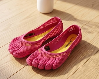 Women’s Five Toe Mesh Barefoot Flats |  Minimalist Split Toe Shoes | Lightweight Yoga Footwear | Flexible Dance Training Shoes