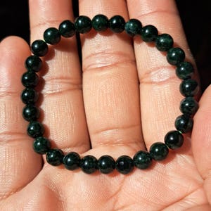 Pulsera de cuentas de jadeíta birmana natural tipo A, cuentas de jade negro y verde de 5,7 mm, sin tratar, con certificado de autenticidad, ideal para mujer.