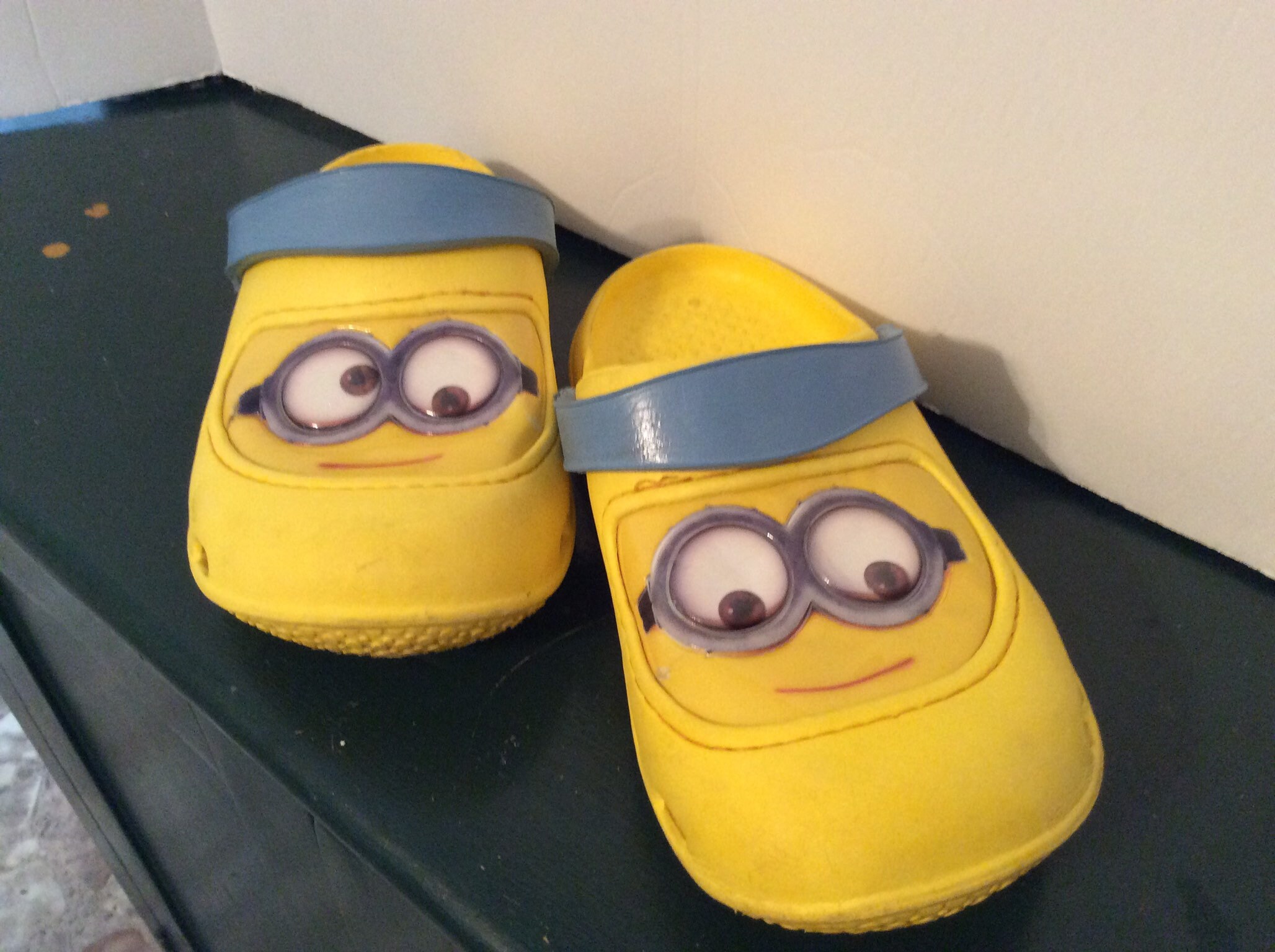 Minion sandals sale