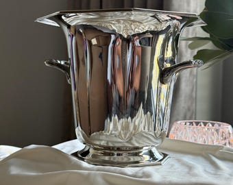 Vintage Silverplate Ice Bucket w/ Sculptural Detail | Wedding Champagne Bucket | Bridal Shower Gift