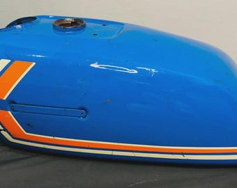 Depósito de combustible azul original Suzuki GP100 (NOS) – Repuesto para depósito de gasolina de motocicleta clásica