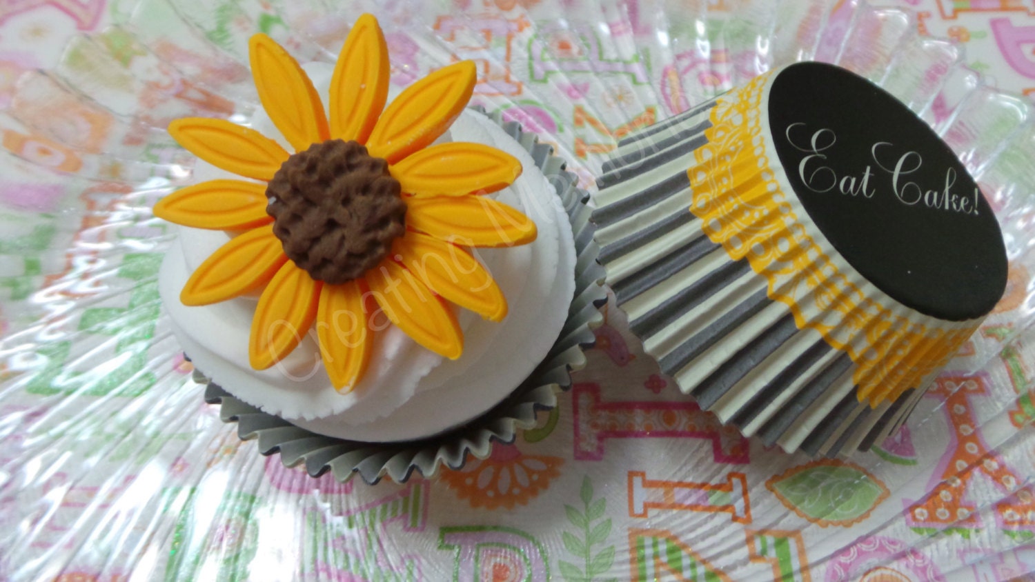12 Fondant Sunflowers for Cupcakes Cookies or Cake Etsy