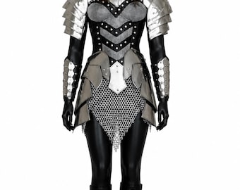 Female Knight Armor Costume: Medieval Lady Suit for LARP Cosplay