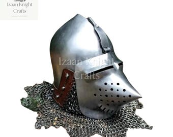手鍛造の中世騎士用バシネットヘルメット（鎖かたびら付き）