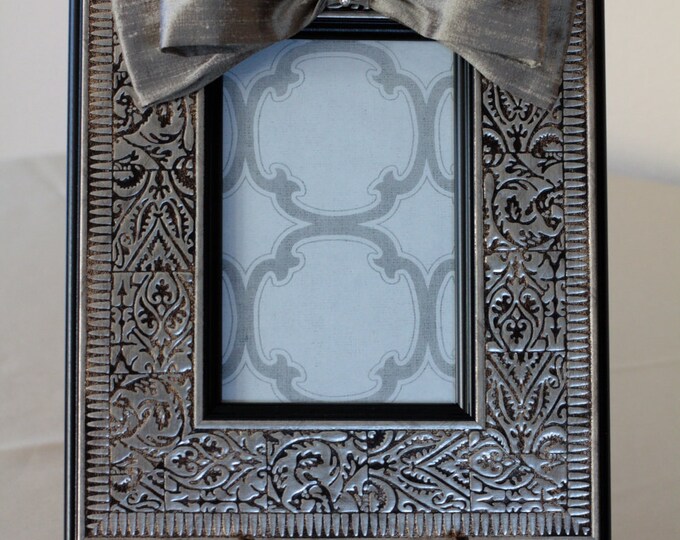 Traditional Silver Elegant Photo Frame Bow Jewel Stamped Metal Etsy