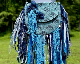 ¡Adopta el estilo bohemio: bolso con flecos de encaje en tonos tierra, bolso hippie con elegantes adornos!
