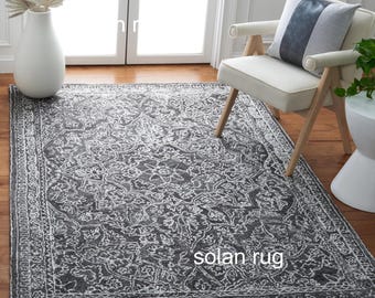 Schwarzer Vintage Blumenteppich, Beunruhigter Orientteppich, Ivory Traditioneller Teppich, Klassisches Wohnzimmer Wohndekor
