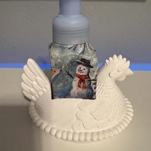 Jabonera con forma de gallina nido de Bath and Body Works imagen 1