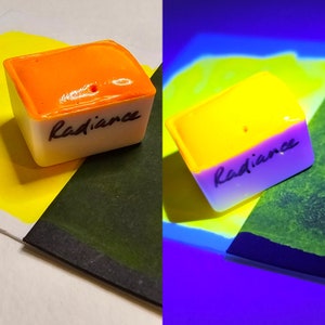 Radiance Amarelo laranja - Neon Fluorescente Artesanal Aquarela Aquarela Ultravioleta reativa UV Brilhante Vibrante Metade, Quarto, panela