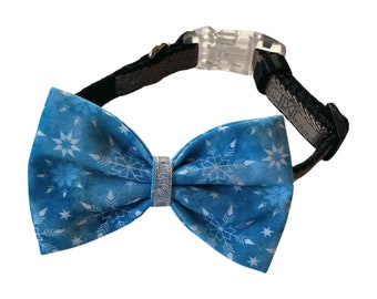 Dog or Cat Snowflake Bow Tie - Over the Collar Bow tie- Dog Accessory - Cat accessory Blue Snowflake with silver ribbon