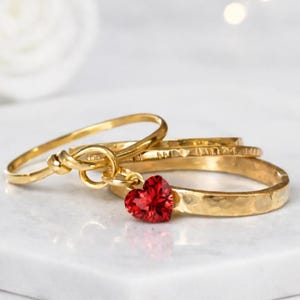 Natural Garnet Star Ring, January Birthstone Jewellery 14K Gold Vermeil, Dainty Signet Gold Stacking Ring Garnet Pave Eternity Band/ 2.5mm Stacking Ring/ Garnet Infinity Wedding Anniversary Ring/ January Birthstone Ring/ 10K, 14K, 18K, Platinum 14k Gold Garnet Solitaire Ring, Minimalist Dainty Ring, Solid Gold Thin Stackable Ring. January Birthstone Stackable Lab Garnet Ring Minimalist garnet birthstone ring in 14k gold filled Vintage Chevron Ring, Aquamarine Wedding Band Women, 14k Solid Gold