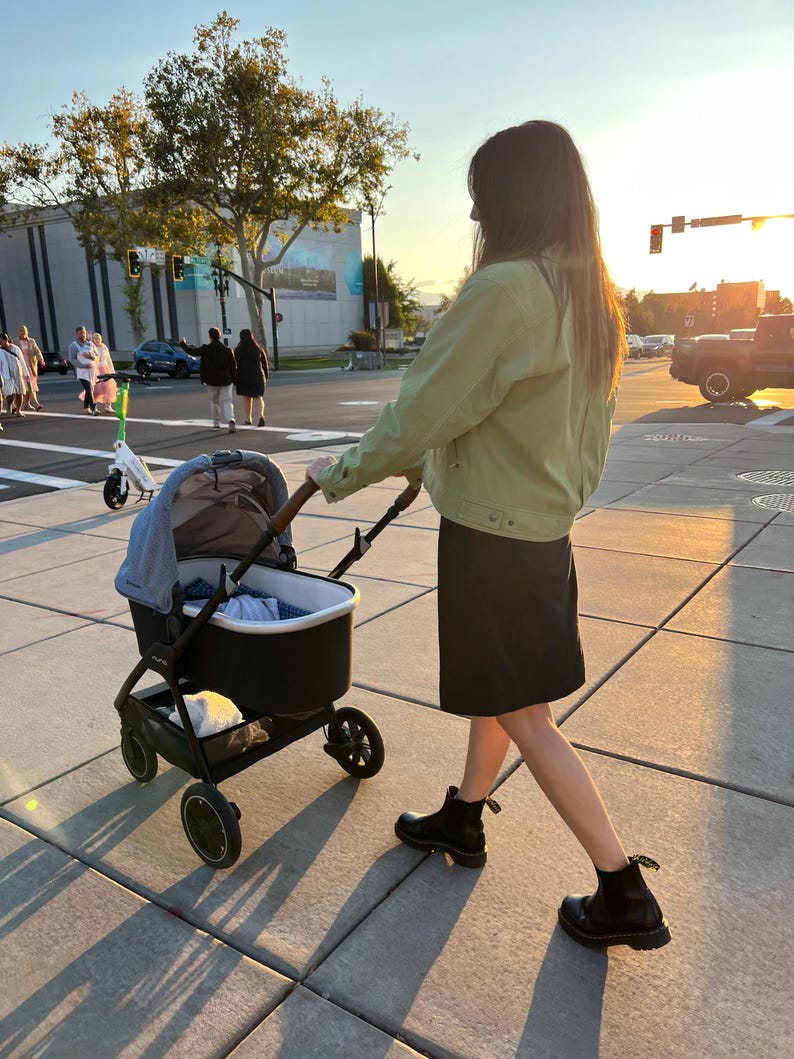 UPPAbaby Bassinet Adapter for Nuna SWIV Stroller image 3