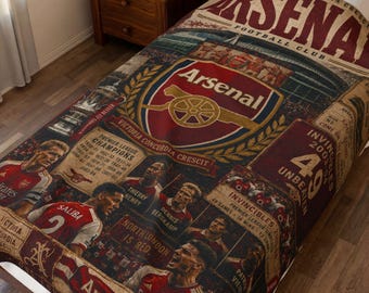 Vintage-inspired Arsenal Football Club Velveteen Plush Blanket | Soccer Team Collage Throw