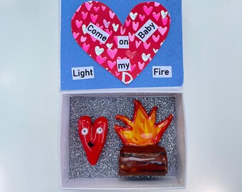 Love Matchbox.Valentines gift.Romantic gift.Cute ceramic diorama.Cute love heart.Cute banana gift.Love Quotes.