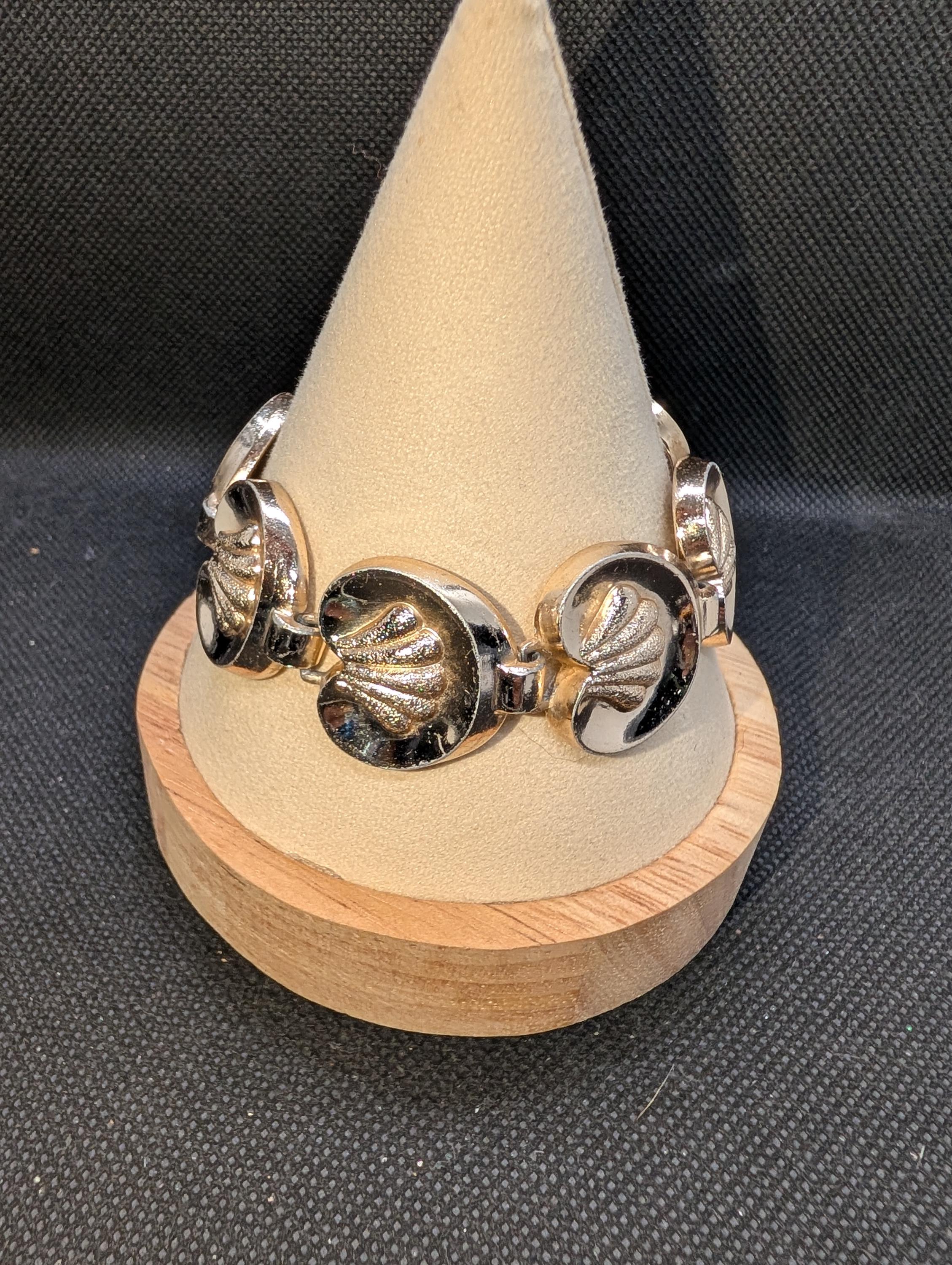 Vintage Coro Corolite Bracelet - 1950s Nautical Shell Link Jewelry ...