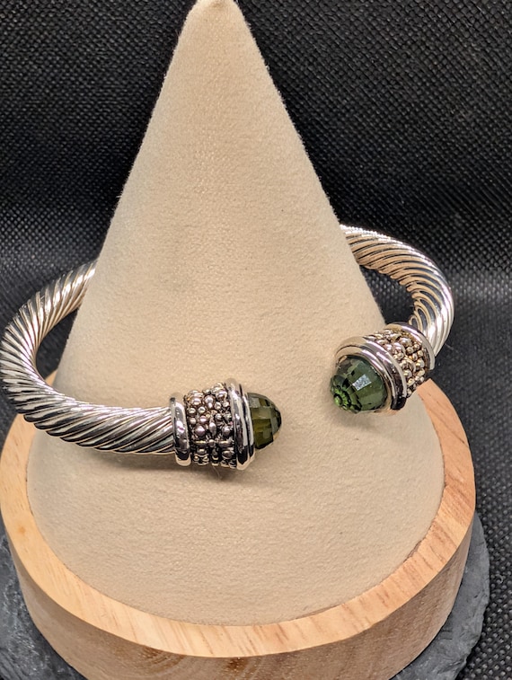 Vintage Unsigned Silvertone Cable Cuff Bracelet w… - image 5