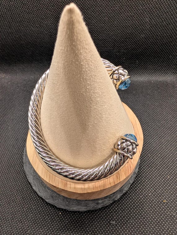 Unsigned Designer-Inspired Silver Tone Cable Cuff… - image 5