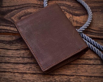 Cartera de hombre de cuero marrón, plegable con protección RFID, bolsillo para monedas, ventana para identificación, tarjetero delgado, regalo para esposo o novio.