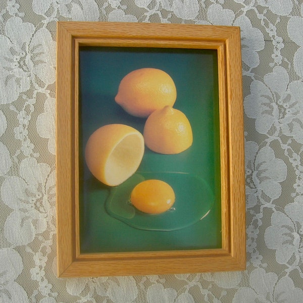 NEW! Trompe-l'œil Photo, Is it an egg or lemons? 8"x 6" wood frame, excellent vintage condition, 3 other optional photos
