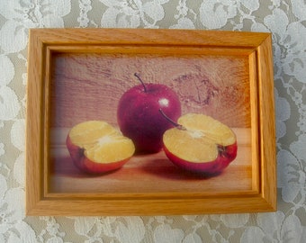 NEW! Trompe-l'œil Photo, Are they apples or an orange? 8"x 6" wood frame, excellent vintage condition, 3 other optional photos