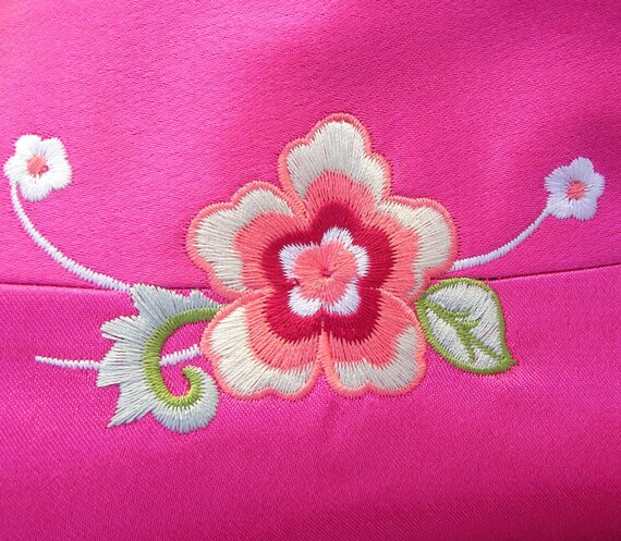 Gorgeous Chinese Embroidered Jacket, flowers, hot… - image 3
