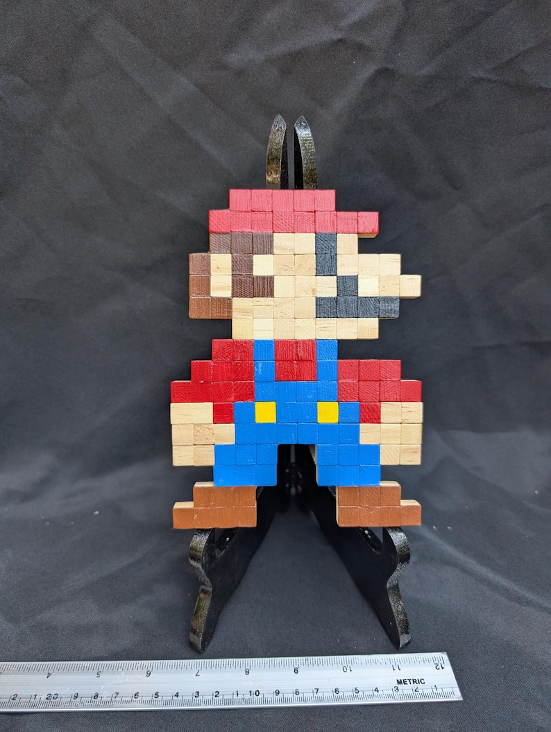 Wooden Pixel Geek Art - Mario / Luigi - Etsy