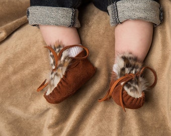 Deerskin Leather Baby Moccasins, Preemie Newborn Booties, Leopard Rabbit Fur, Rust Suede Toddler Shoes, Unique Handmade Baby Shower Gifts