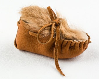 Deerskin Leather Baby Moccasins, Toddler Shoe, Rust Rabbit Fur, Handmade Baby Shower Gift, Preemie Booties, Unique Unisex Newborn Slippers