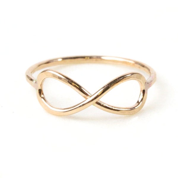 Infinity Ring / Simple Infinity Jewelry / Minimal Ring / Stacking Ring / Anniversary Gifts / Girlfriend Gift / Love Gifts / Best Friend