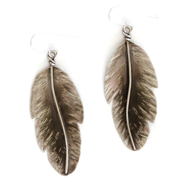 Boucles d'oreilles en plumes / Bijoux en plumes / Bijoux en argent / Trouvailles d'automne / Tendances d'automne / Boucles d'oreilles uniques / Boho / Bijoux autonomisants / Automne 2016