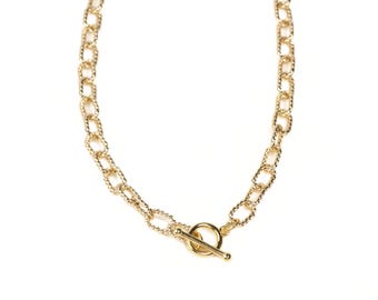 Mini Knebel-Halskette / goldene Knebel-Halskette / Büroklammer Kette / Mini Knebel / goldene Halskette / Geschenk für Sie / minimalistische Halskette