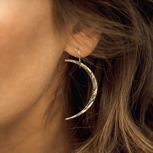 Maanoorbellen / Oorbellen maansikkel / Zilveren maanoorbellen / Gouden maanoorbellen / Celestial Jewelry / Celestial Oorbellen