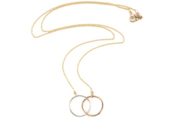 Harmony Duo / Kette Halskette / Verkettete Kreise / Eternity Halskette / Halskette Verbundene Kreise / Muttertag / Zwei Kreise