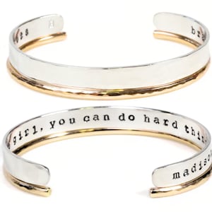 Regalo de graduación / Chica valiente / Pulsera de coraje / Pulsera inspiradora / Regalo de cumpleaños / Graduación / Regalos para ella / Juego de pulseras