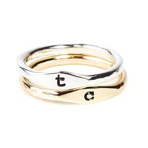 Signet Ring / Initial Ring / Personalized Ring / Personalized Gift / Gift for Her / Gift for Mom / Custom Gold Ring / Custom Silver Ring