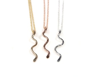 Snake Necklace / Mini Snake Necklace / Serpent Jewelry / Serpent Necklace / Tiny Snake Jewelry / Delicate Snake Necklace / Minimalist Snake