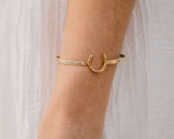 Horseshoe Cuff / Horseshoe Jewelry / Lucky Horseshoe / Good Horseshoe Cuff / Horseshoe Jewelry / Lucky Horseshoe / Good