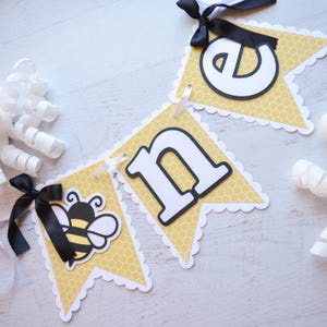 First Bee Day High Chair Banner, Bee ONE Banner, HapBEE Bee Highchair Banner, 1st Birthday Bee Banner, Bee Boho First Birthday