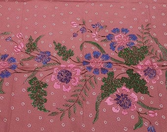 Handgezeichnetes Batikgewebe - Florales javanisches Baumwolltextil