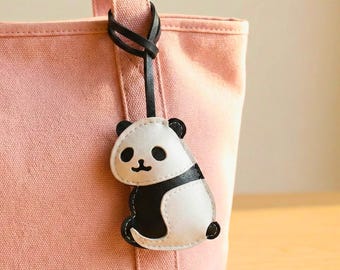 Panda Bag Charm, Cute Leather Sitting Panda Keychain, Purse Charm for Bags Backpacks, Gifts for Panda Lovers, Funny Animal Bag Accessory